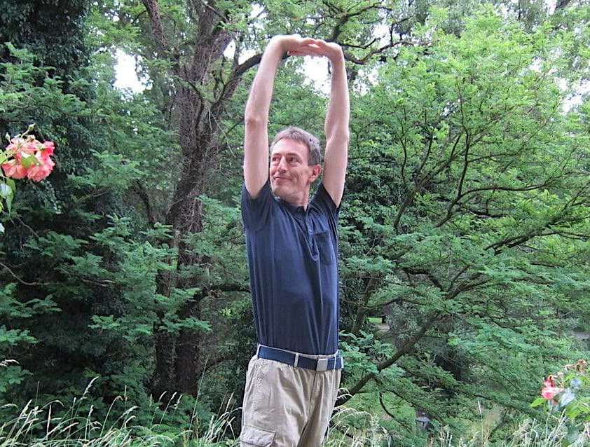 Qigong – Rotation und Dehnung der Wirbelsäule