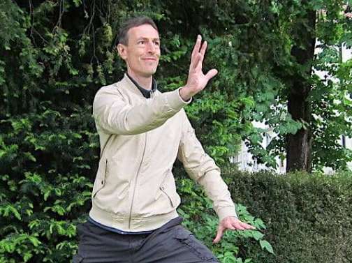 Trainingsplatz auf der Grünfläche